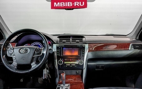 Toyota Camry, 2012 год, 1 695 000 рублей, 14 фотография
