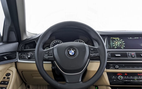 BMW 5 серия, 2014 год, 2 300 000 рублей, 14 фотография