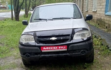 Chevrolet Niva I рестайлинг, 2004 год, 345 000 рублей, 8 фотография