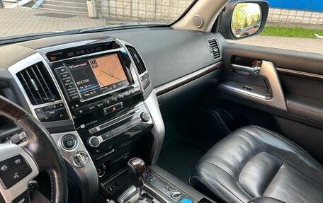 Toyota Land Cruiser 200, 2013 год, 3 600 000 рублей, 8 фотография
