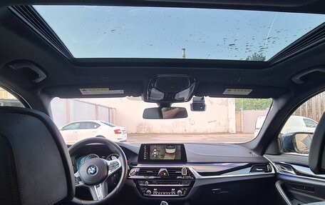 BMW 5 серия, 2018 год, 4 500 000 рублей, 9 фотография