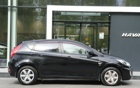 Hyundai Solaris II рестайлинг, 2012 год, 905 000 рублей, 3 фотография