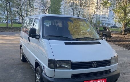 Volkswagen Transporter T4, 2000 год, 1 фотография