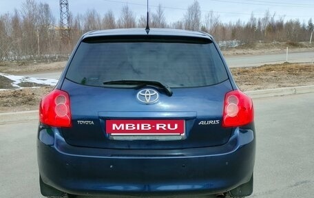 Toyota Auris II, 2007 год, 830 000 рублей, 2 фотография