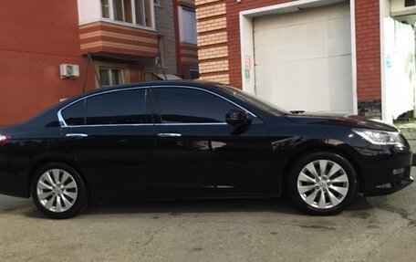 Honda Accord IX рестайлинг, 2013 год, 1 650 000 рублей, 1 фотография