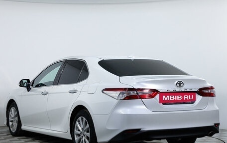 Toyota Camry, 2018 год, 2 884 000 рублей, 7 фотография