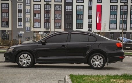 Volkswagen Jetta VI, 2011 год, 950 000 рублей, 4 фотография