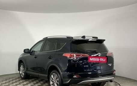 Toyota RAV4, 2019 год, 3 390 000 рублей, 6 фотография