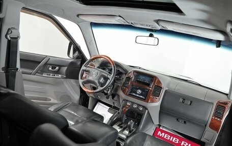 Mitsubishi Pajero III рестайлинг, 2005 год, 999 000 рублей, 5 фотография