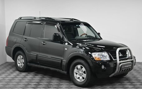 Mitsubishi Pajero III рестайлинг, 2005 год, 999 000 рублей, 3 фотография