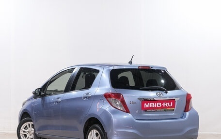 Toyota Vitz, 2012 год, 899 000 рублей, 5 фотография
