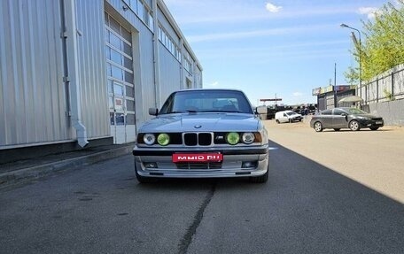 BMW 5 серия, 1993 год, 630 000 рублей, 1 фотография