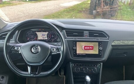 Volkswagen Tiguan II, 2018 год, 2 900 000 рублей, 11 фотография