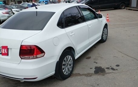 Volkswagen Polo VI (EU Market), 2016 год, 750 000 рублей, 4 фотография
