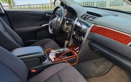 Toyota Camry, 2012 год, 1 500 000 рублей, 7 фотография