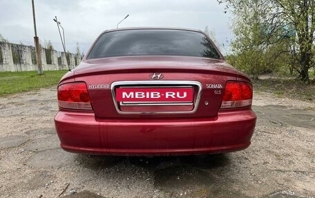 Hyundai Sonata IV рестайлинг, 2005 год, 550 000 рублей, 9 фотография