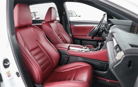 Lexus RX IV рестайлинг, 2017 год, 4 499 000 рублей, 8 фотография