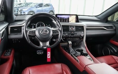 Lexus RX IV рестайлинг, 2017 год, 4 499 000 рублей, 6 фотография