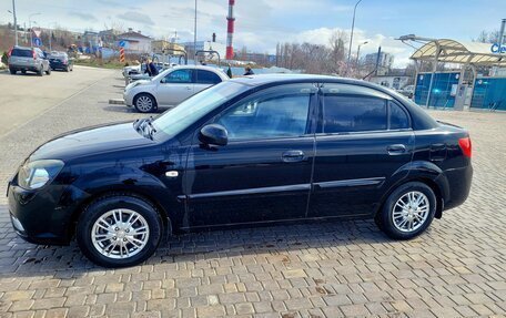 KIA Rio II, 2011 год, 750 000 рублей, 2 фотография