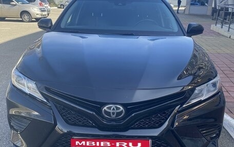 Toyota Camry, 2018 год, 2 500 000 рублей, 11 фотография