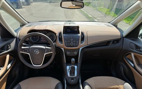 Opel Zafira C рестайлинг, 2012 год, 1 680 000 рублей, 2 фотография