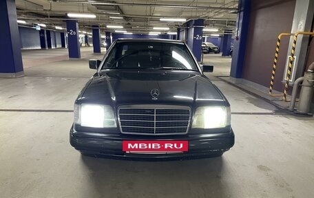 Mercedes-Benz E-Класс, 1994 год, 507 000 рублей, 4 фотография