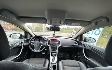 Opel Astra J, 2011 год, 900 000 рублей, 10 фотография