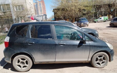 Honda Fit III, 2004 год, 340 000 рублей, 2 фотография