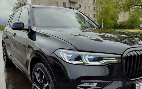 BMW X7, 2021 год, 10 500 000 рублей, 2 фотография