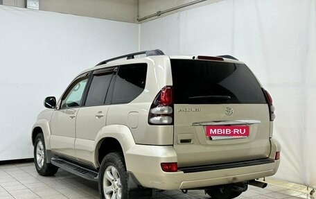 Toyota Land Cruiser Prado 120 рестайлинг, 2007 год, 2 400 000 рублей, 5 фотография