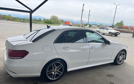 Mercedes-Benz E-Класс, 2015 год, 2 300 000 рублей, 6 фотография