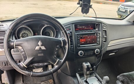 Mitsubishi Pajero IV, 2011 год, 1 850 000 рублей, 9 фотография