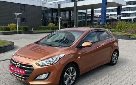 Hyundai i30 II рестайлинг, 2015 год, 1 300 000 рублей, 2 фотография