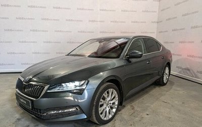 Skoda Superb III рестайлинг, 2019 год, 3 350 000 рублей, 1 фотография