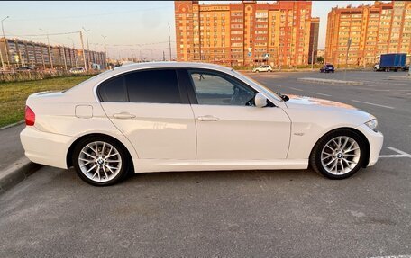 BMW 3 серия, 2012 год, 1 380 000 рублей, 2 фотография