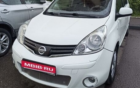 Nissan Note II рестайлинг, 2013 год, 800 000 рублей, 2 фотография