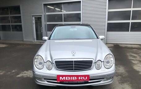 Mercedes-Benz E-Класс, 2002 год, 983 000 рублей, 2 фотография