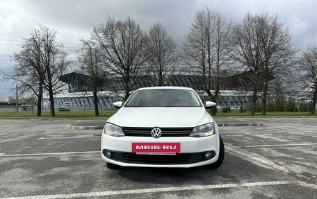 Volkswagen Jetta VI, 2011 год, 855 000 рублей, 5 фотография