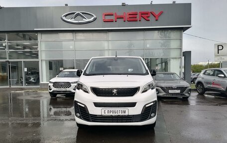 Peugeot Traveller I, 2018 год, 2 775 000 рублей, 2 фотография