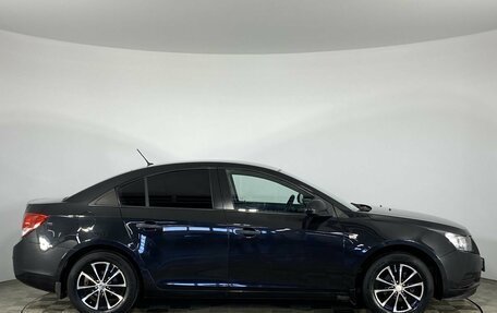 Chevrolet Cruze II, 2010 год, 780 000 рублей, 4 фотография