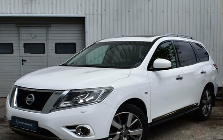 Nissan Pathfinder, 2015 год, 1 900 000 рублей, 1 фотография