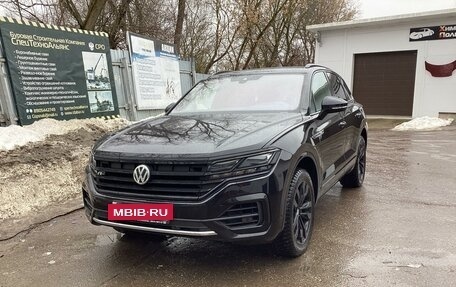 Volkswagen Touareg III, 2019 год, 7 500 000 рублей, 2 фотография