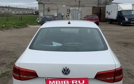 Volkswagen Jetta VI, 2015 год, 649 000 рублей, 5 фотография