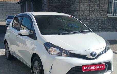 Toyota Vitz, 2016 год, 890 000 рублей, 4 фотография