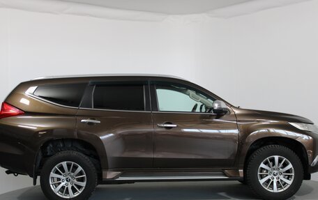 Mitsubishi Pajero Sport III рестайлинг, 2018 год, 2 699 000 рублей, 6 фотография