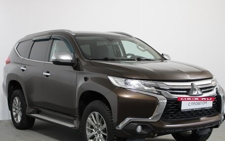 Mitsubishi Pajero Sport III рестайлинг, 2018 год, 2 699 000 рублей, 7 фотография