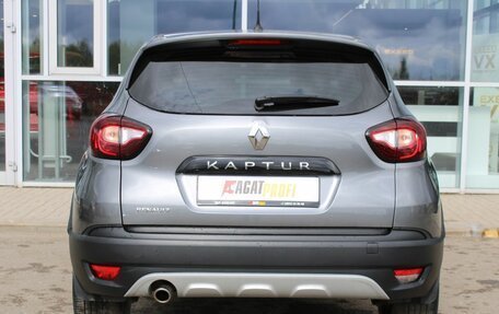 Renault Kaptur I рестайлинг, 2017 год, 1 460 000 рублей, 6 фотография