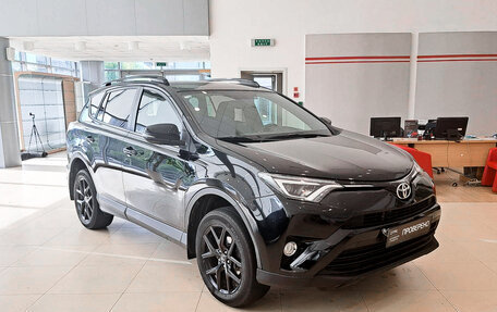 Toyota RAV4, 2019 год, 3 160 000 рублей, 3 фотография