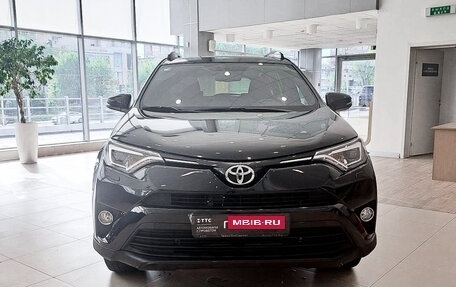 Toyota RAV4, 2019 год, 3 160 000 рублей, 2 фотография