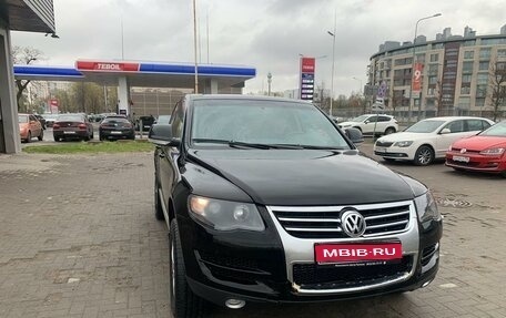 Volkswagen Touareg III, 2007 год, 1 350 000 рублей, 1 фотография